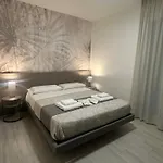 The Rooms Catanzaro Lido Apartment